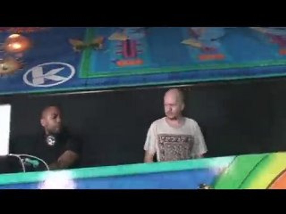 Carl Craig vs Radio Slave @ Tomorrowland 2010