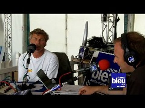 Bernard Stamm au micro de France Bleu Haute Normandie