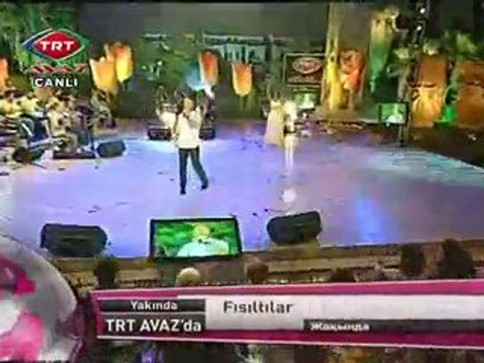 SÜMER EZGÜ'DEN EZGÜ'DEN "OLMAZ OLMAZ & YANDIRDIN KALBİMİ"