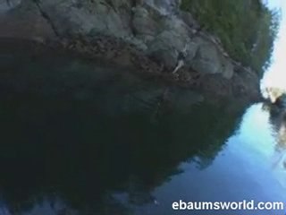 régis joue a tarzan