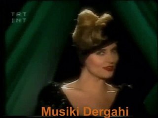 Müşerref Akay - Seninle Kışlar Biter Baharlar Erişirdi - ( Musıki Dergahı)