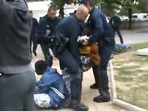 Expulsion à La Courneuve 1 / (2) DAL TV Droit Au Logement