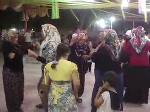 AHMET CAN ERİŞ (ZÜBEYDE DURAN) OYUN HAVALARI