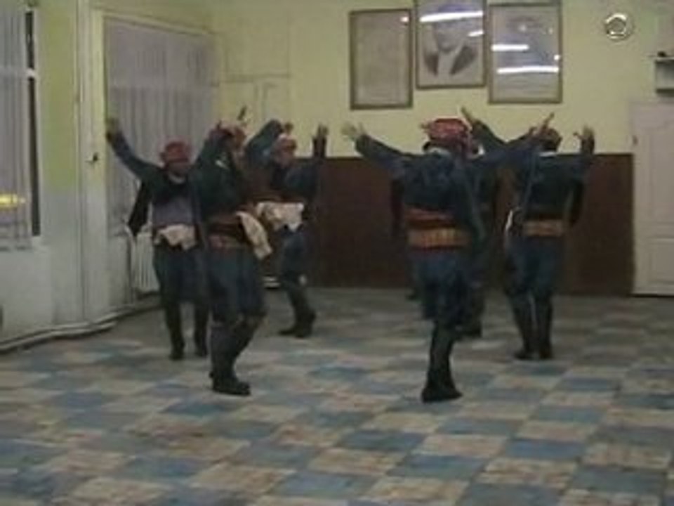 24-HACI AHMET-BERGAMA HALK OYUNLARI