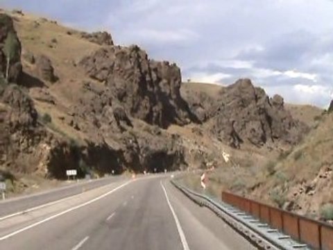 Mercan Erzurum Arası Yol Sahası