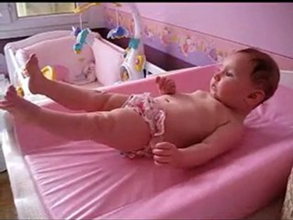 100730_solene-miss-abdos