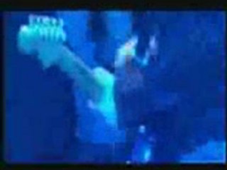 mor ve ötesi parti canlı performans