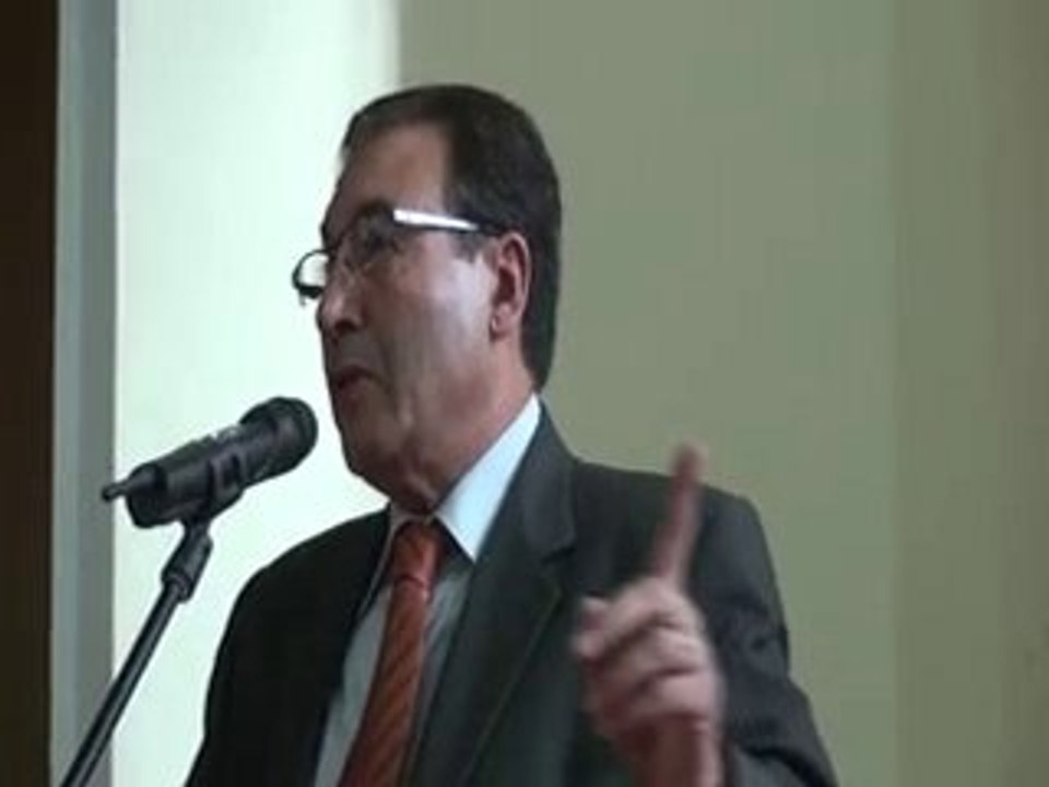 كلمة السيد محمد امباركي  خلال تخرج الفوج الأول لمعهد التجارة