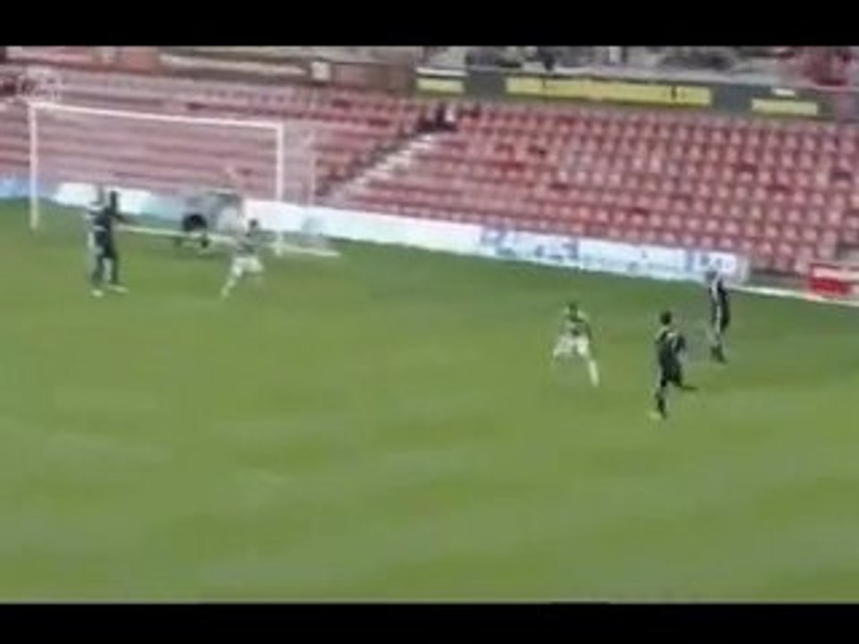 passe decisive de Boussoufa vs The New Saints (CL)