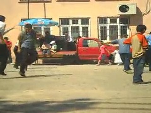 artvin bertada düğün 2010-14.lü yöresel oyunlar video