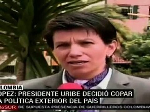 Colombianos critican política del presidente Alvaro Uribe