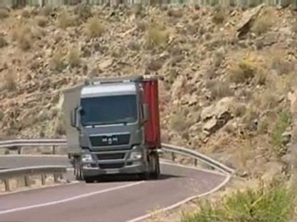 MAN Truck TGX Driving Scenes