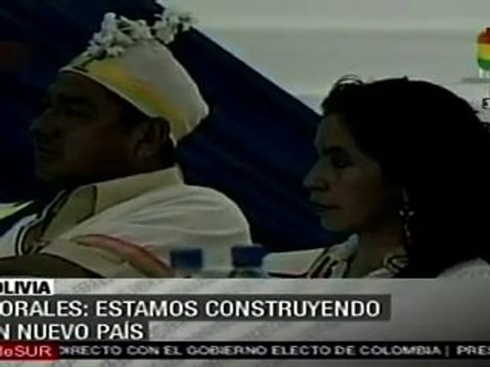 Morales: Estamos construyendo un nuevo país