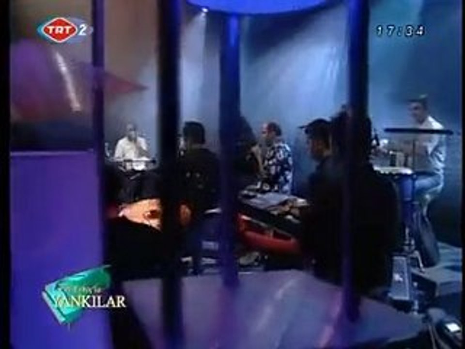 Yavuz Bingöl - Gönül Çalamazsan Aşkın Sazını
