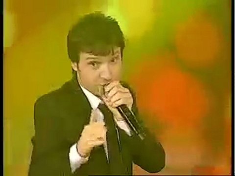 SİNAN ÖZEN SAHNEDE AŞKIN HESABI