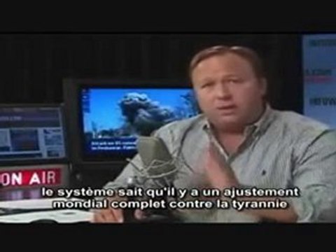 Alex Jones et l'Effondrement Complet Des Etats-Unis [VOSTFR]