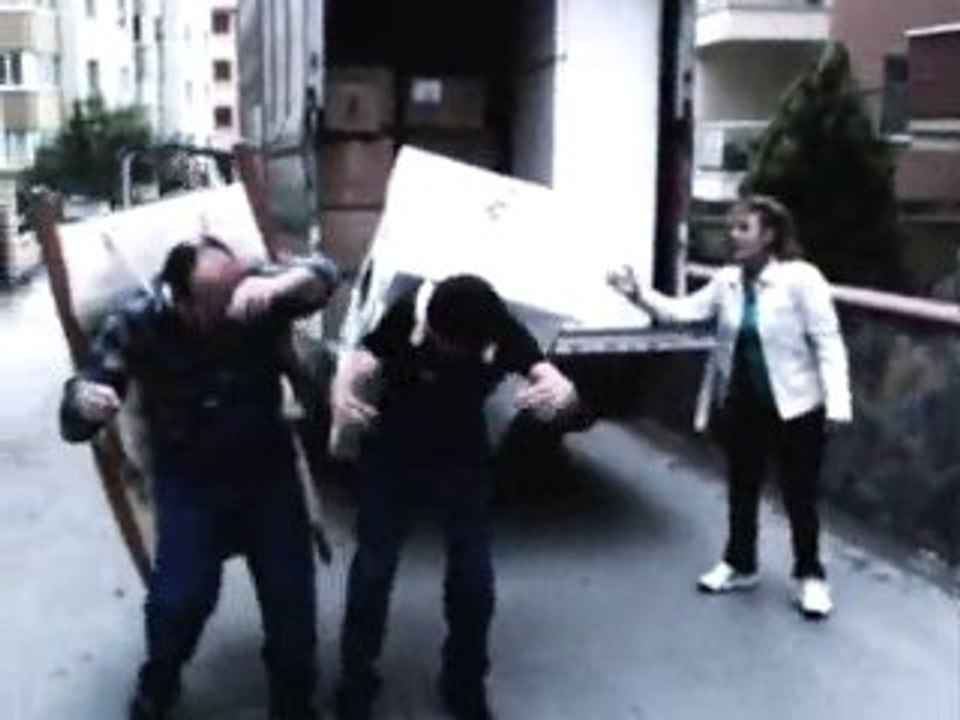 Yüküm var tikim var