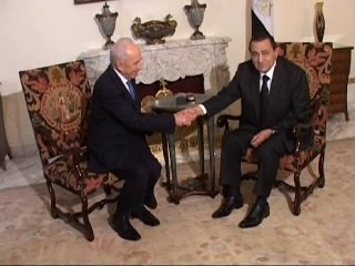 Moubarak et Peres : vers un dialogue direct israélo-palestinien