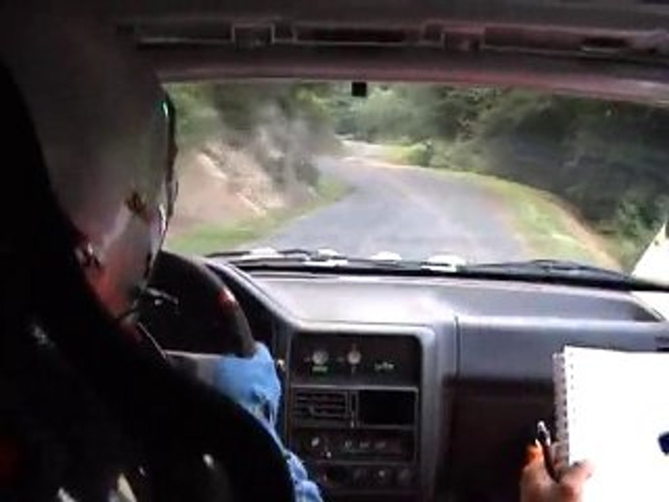 Rallye des Fourmes 2010 Es3