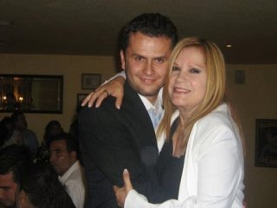 LUCY VILLA CON CARIÑO .