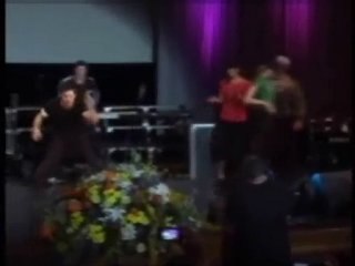 Действо на съезде ВСЕХ