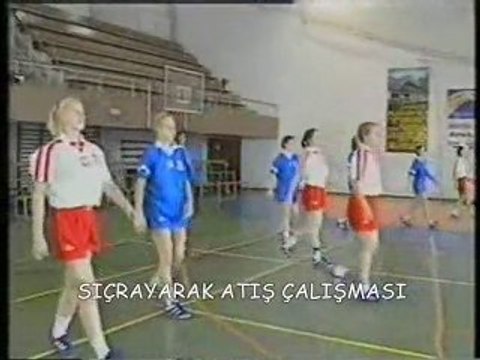 hentbolda atış çeşitleri dayanma sıçrayarak kalça atışları