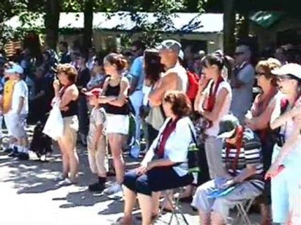 Ecouen*spectacle au Château Renaissance accueil du public*