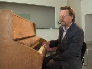 Un piano des Beatles et des Pink Floyd vendu aux enchères