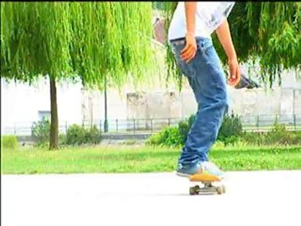 * Trikipédia switch Fs pop shuvit de Peter(Boyko77) *