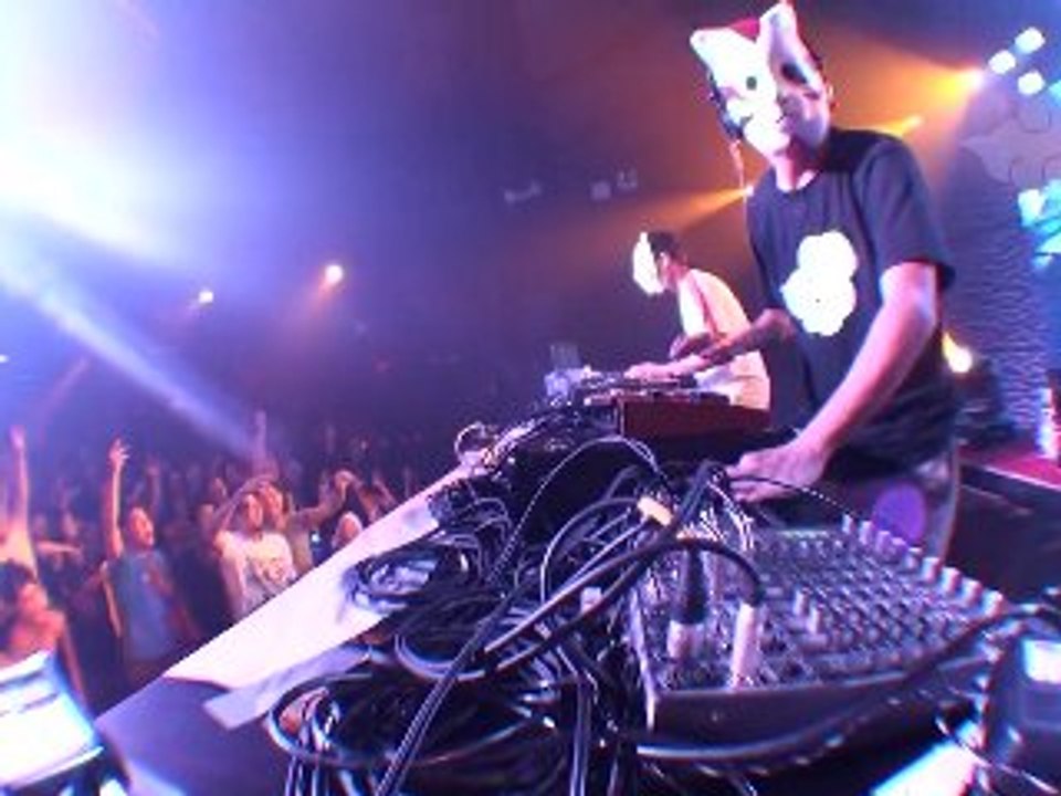 THA TRICKAZ - VIETNAM TOUR 2010 TEASER