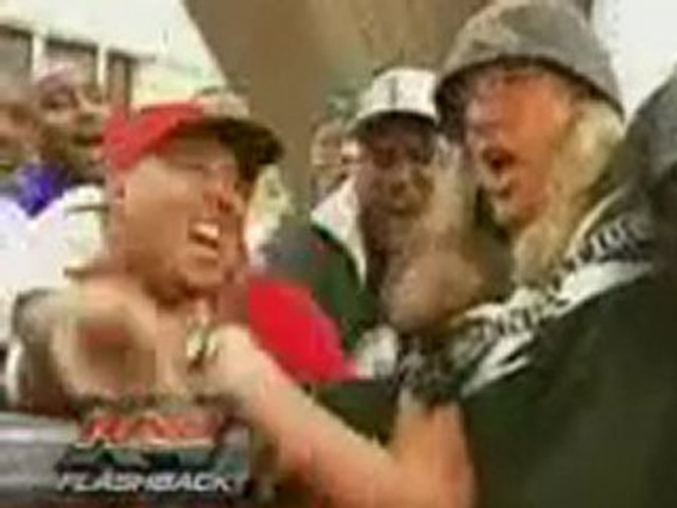 WWE Raw 15th Anniversary - DX