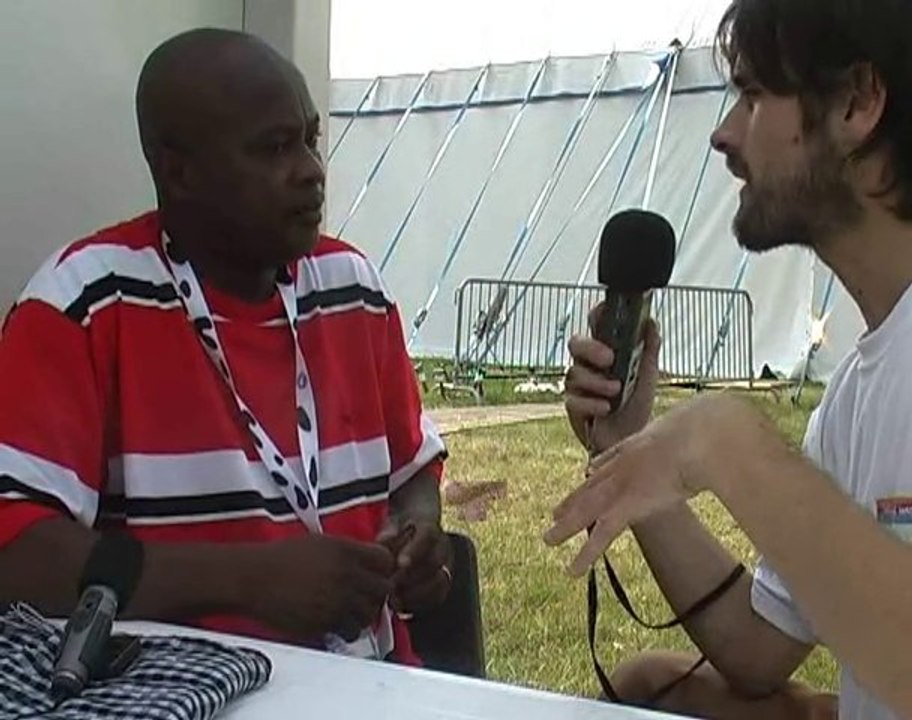 Robert présente l'association contre le Sida: ASFMF, Guyane