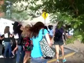 Justin Bieber acorralado por sus fans