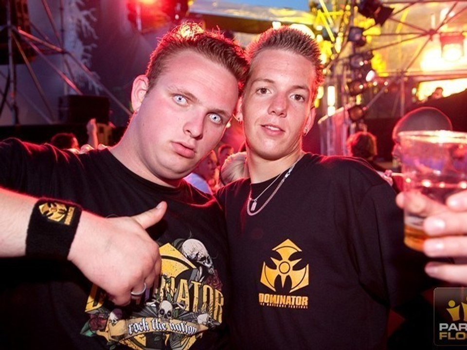 DOMINATOR  2010 OFFICIAL AFTERMOVIE [ FESTIVAL OUTDOOR ]