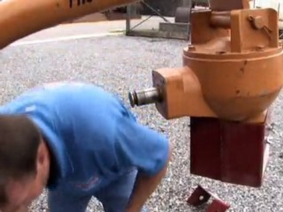How to Assemble a Leinbach Post Hole Digger