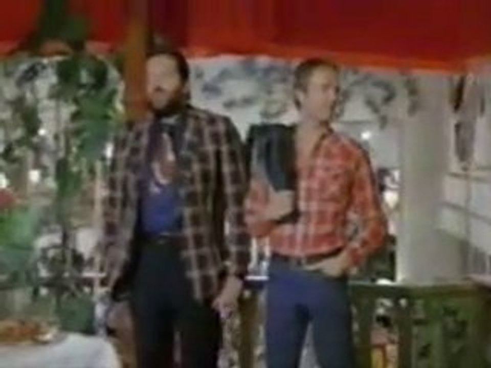 Watch Out, We're Mad (Extrait)