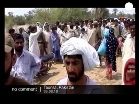 Search and rescue in flood-ravaged Pakistan - no comment