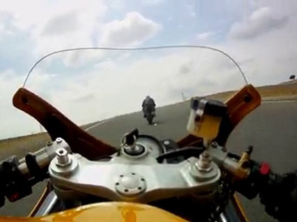 Journée piste Tall - Lédenon 2 août 2010 - Daytona 955i 99'