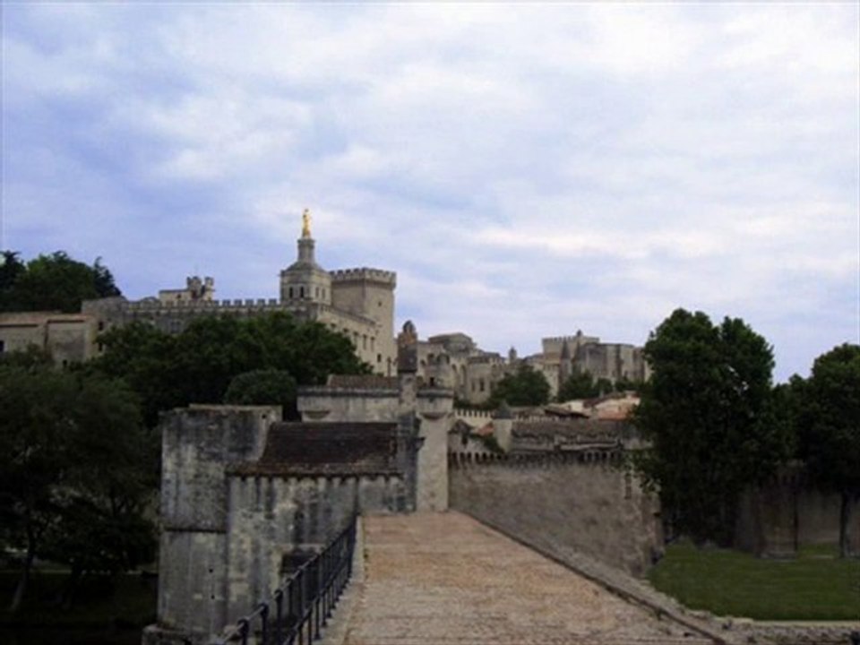 Mireille Mathieu Sur le pont d'Avignon (2006)