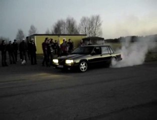 Volvo 740 T5-R Burnout : 500 HP
