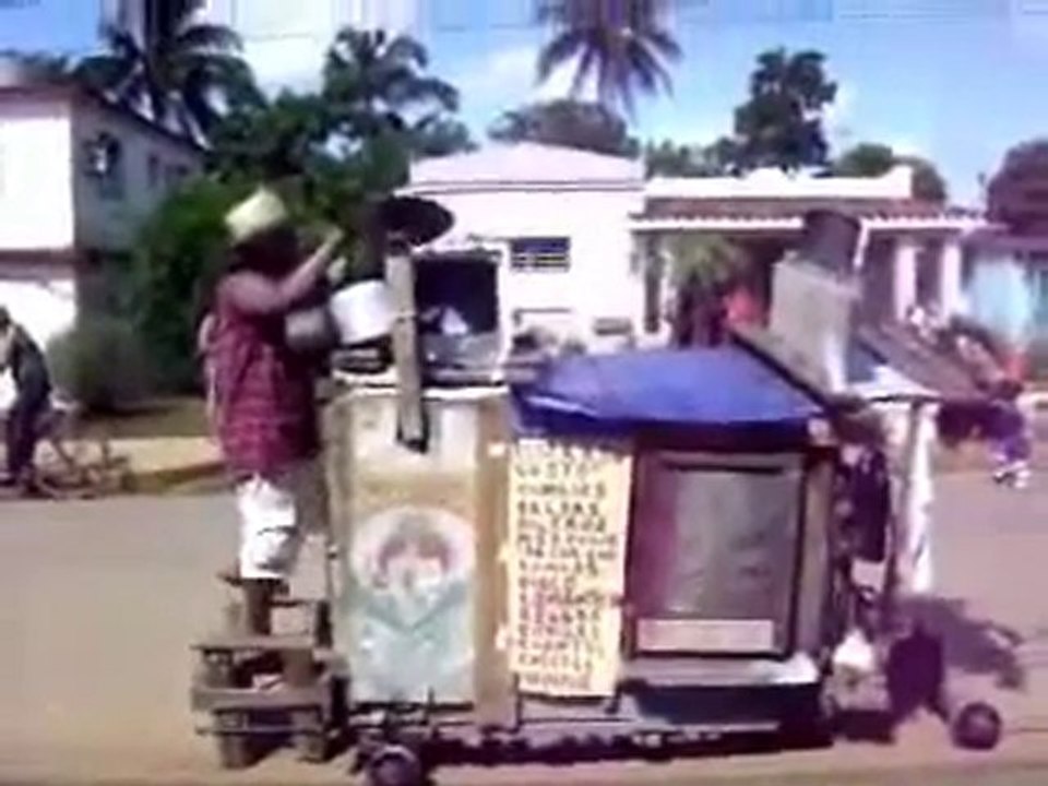 vendedor de pescado muy particular