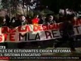 Estudiantes chilenos exigen reforma sistema educativo