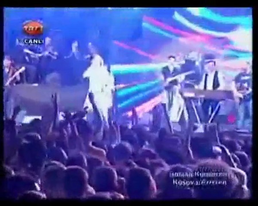 8 KIRAÇ concert Kosova  Prizren Balkan express 2010TRT