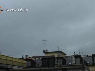 Il cielo sopra Milano... nuvole e pioggia battente