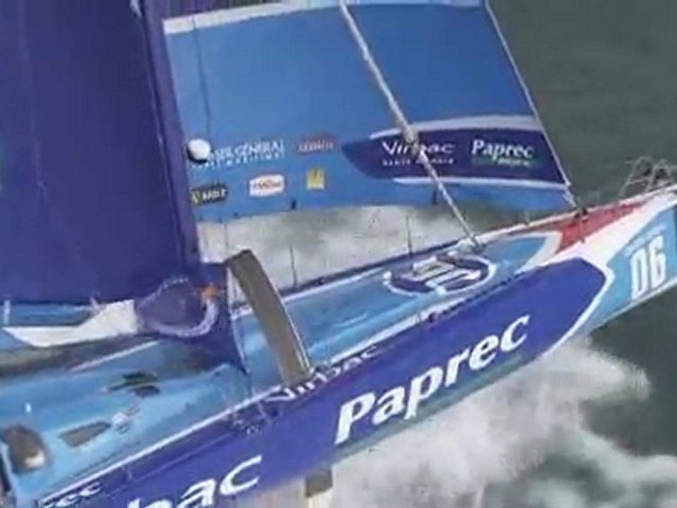 Images hélicoptère de Virbac-Paprec 3 en navigation