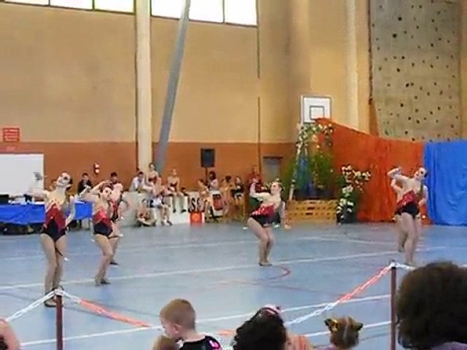 compétitions twirling bâton groupe à Negrepelisse 2010