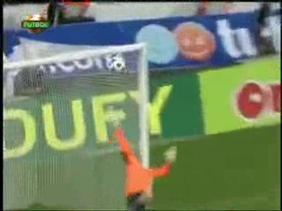 Beşiktaş - Viktoria Plzen | Gol : HOLOSKO