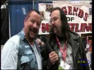 Bushwacker Luke (WWE Legend) at Wonder Con 2010