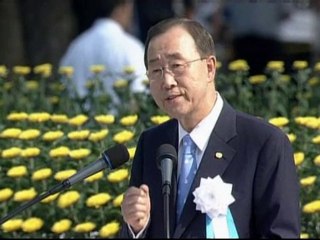 Japan marks 65th anniversary of first atom bomb