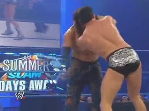 Коди Роудс без затруднение победи Мат Харди